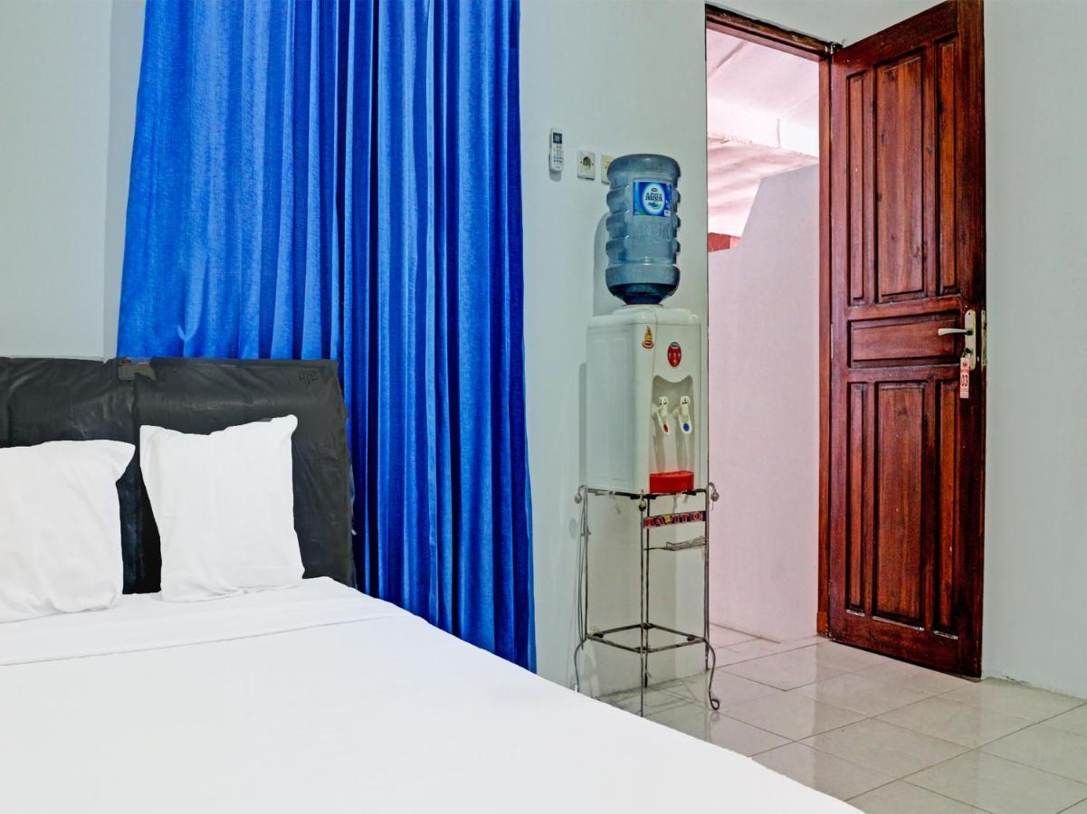 Oyo 91416 Puri 88 Homestay Kupang  Exterior photo